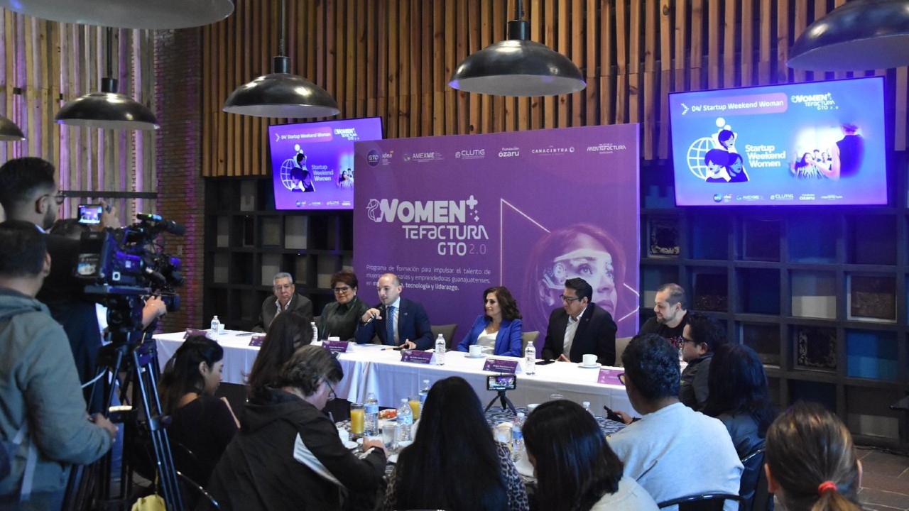 Womenfactura: el programa de formación de mujeres líderes en Guanajuato