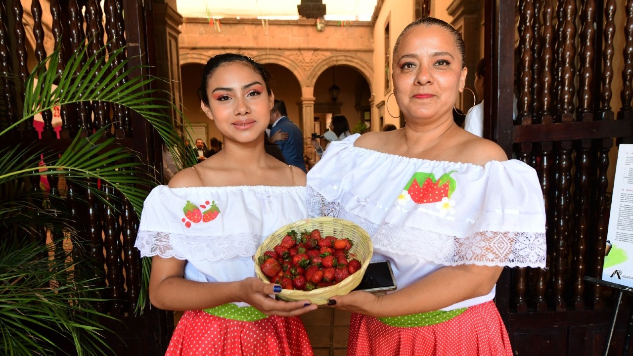 Irapuato rinde homenaje a la fresa con festival de un mes